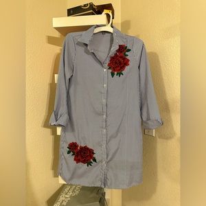 Cute woman’s dress and it could be worn over a leggings as well 🌺❤️🦋🔥